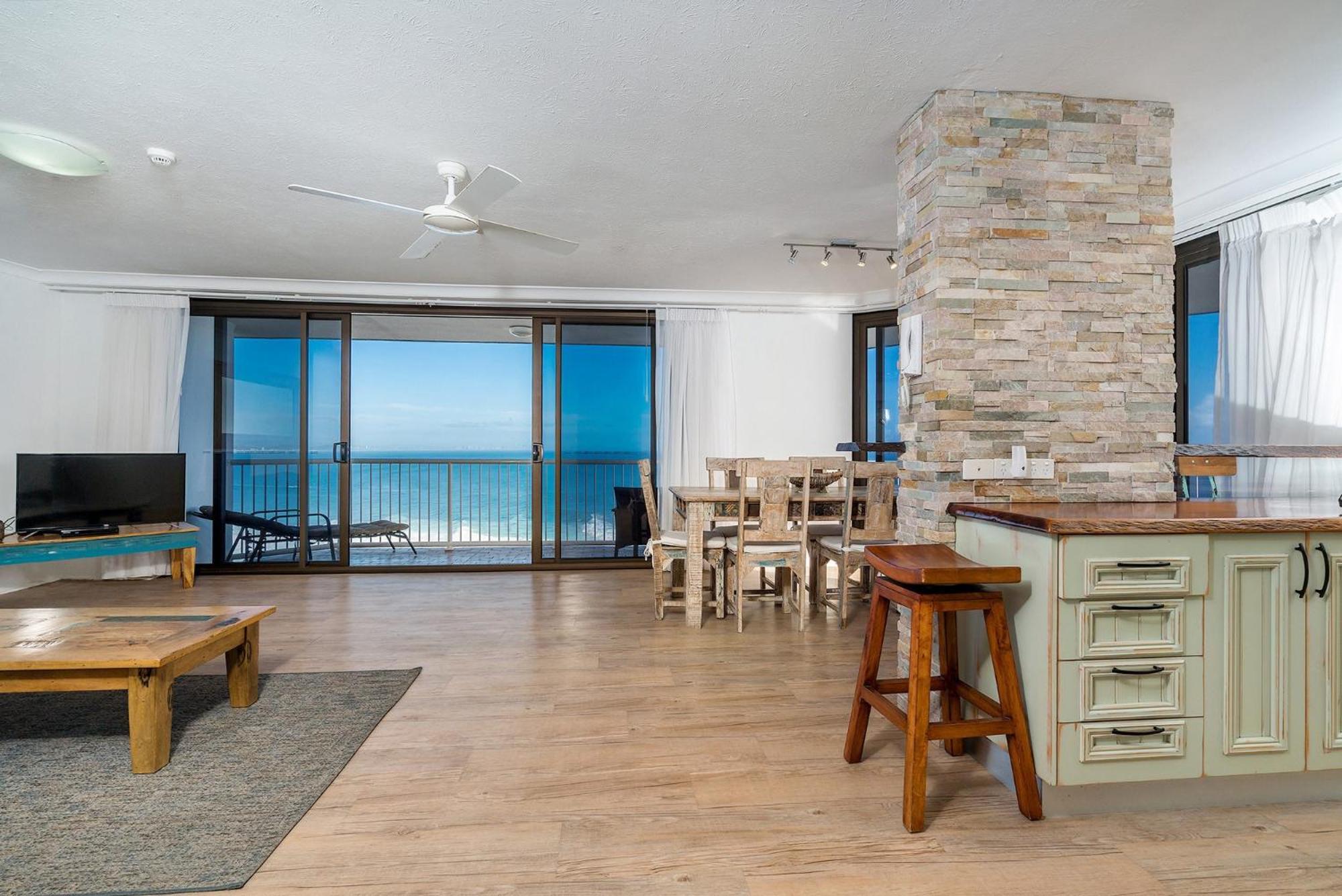 Carool Holiday Apartments Gold Coast Room photo